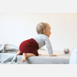 Disana - Blebukser i strikket kologisk merinould natural