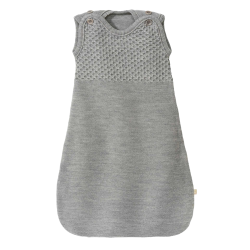 Disana - Charmerende Soverpose i bldmerinould, u.arm