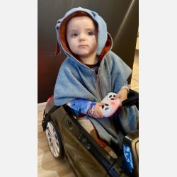 Ty.Bles - Poncho i 100% merino uld, perfekt til autostolen, upcykling