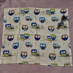 Lulajbaby - Tetrable i 100 % bomuld, med brune og bl� uglemotivet, 70 x 80 cm
