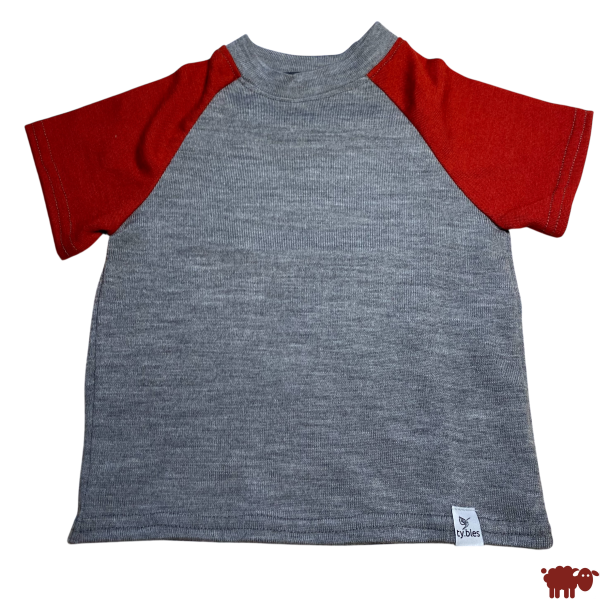 Ty.Bles - Bluse med korte arme/ t-shirt i merinould, upcykling, 98 cm (3 r)