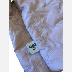 Hummel - Termojakke i pastel lyserd, str. 104, brugt som ny