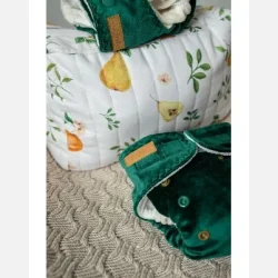 Puppi - Formsyet bambusble med en lomme Emerald